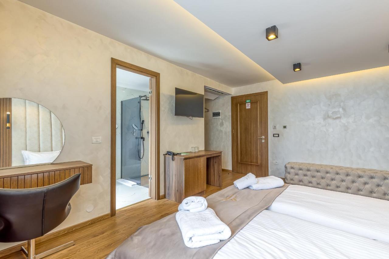 San Valentino Palace Aparthotel Umag Bagian luar foto