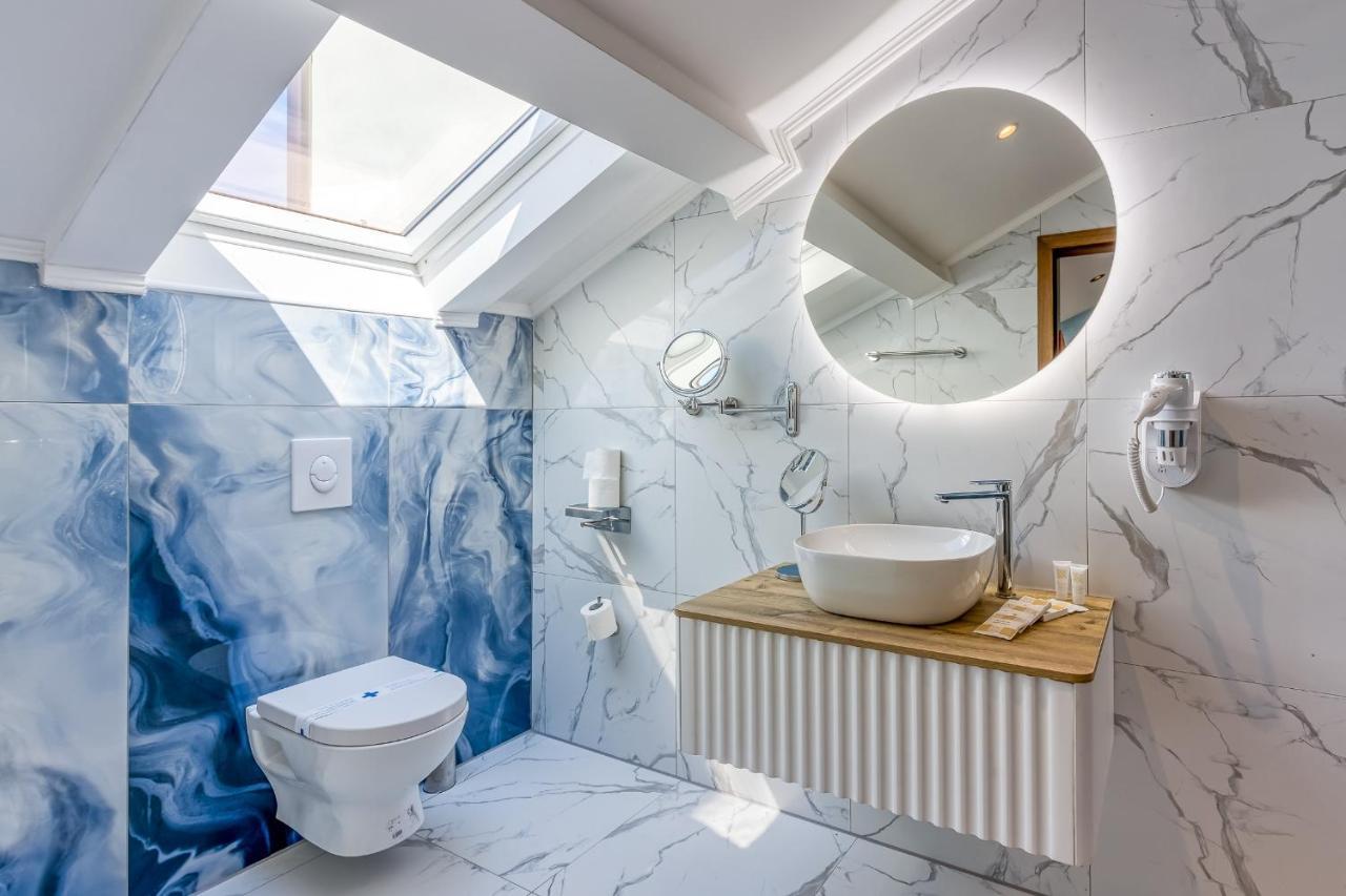 San Valentino Palace Aparthotel Umag Bagian luar foto