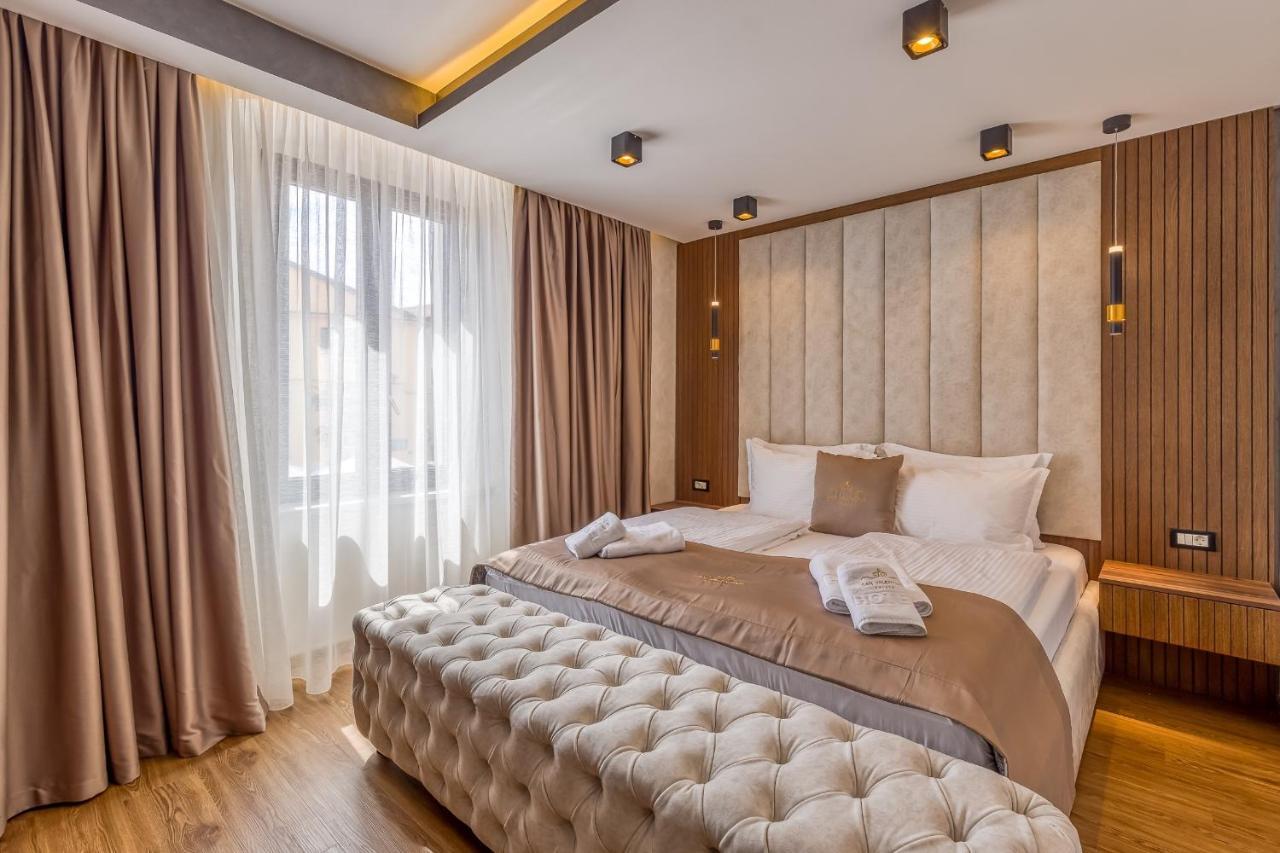 San Valentino Palace Aparthotel Umag Bagian luar foto