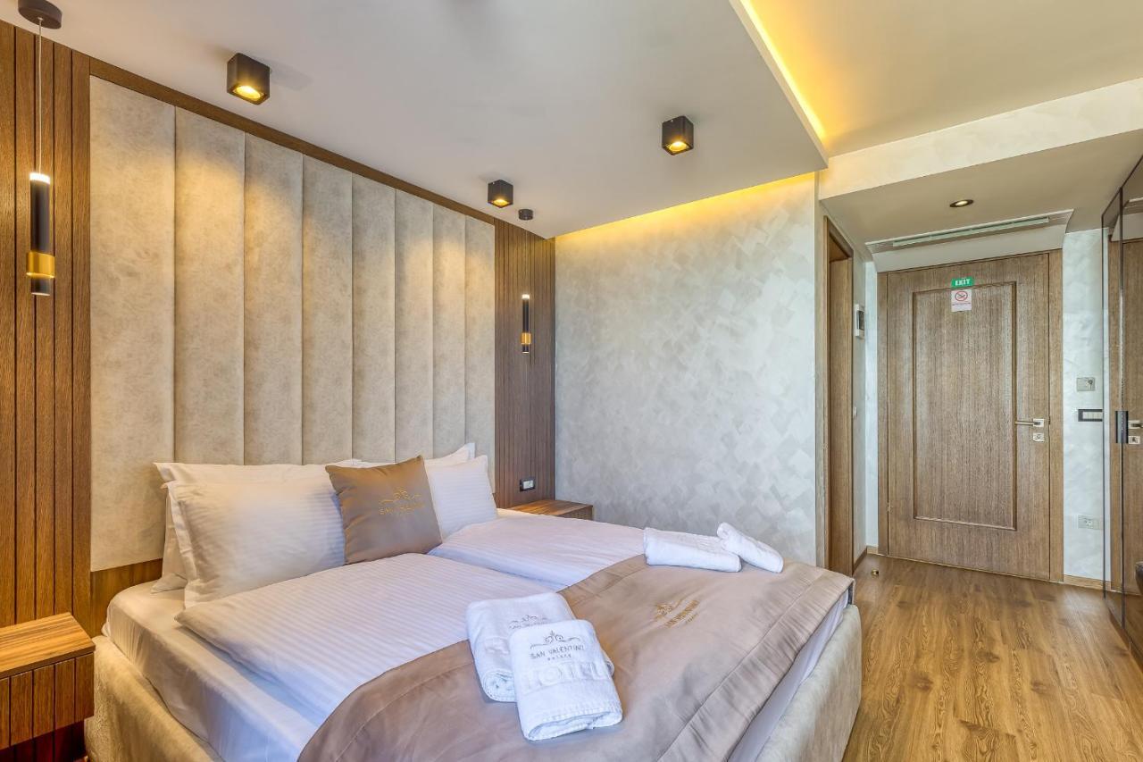San Valentino Palace Aparthotel Umag Bagian luar foto