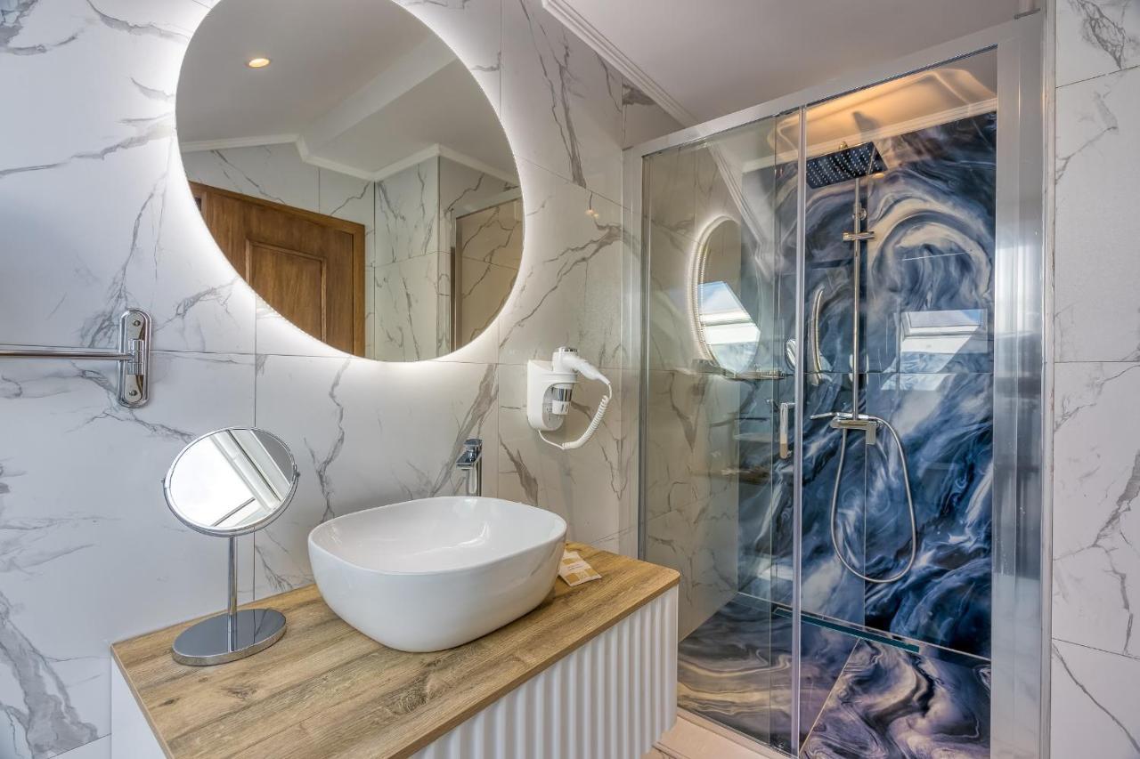 San Valentino Palace Aparthotel Umag Bagian luar foto