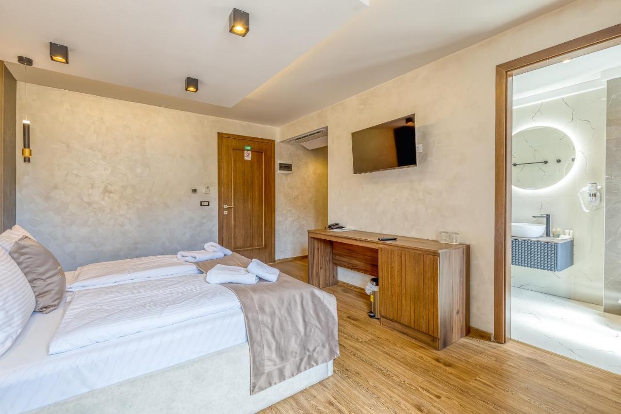 San Valentino Palace Aparthotel Umag Bagian luar foto