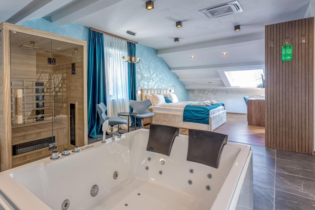 San Valentino Palace Aparthotel Umag Bagian luar foto