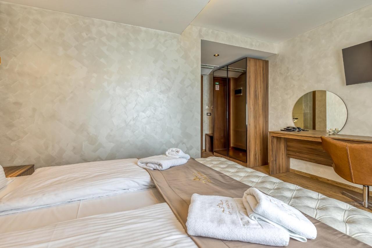 San Valentino Palace Aparthotel Umag Bagian luar foto