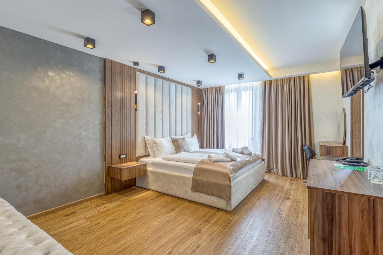 San Valentino Palace Aparthotel Umag Bagian luar foto